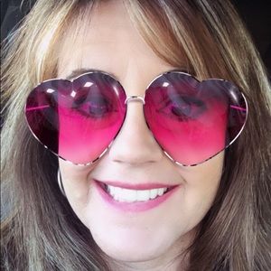 Meet your Posher, Christie